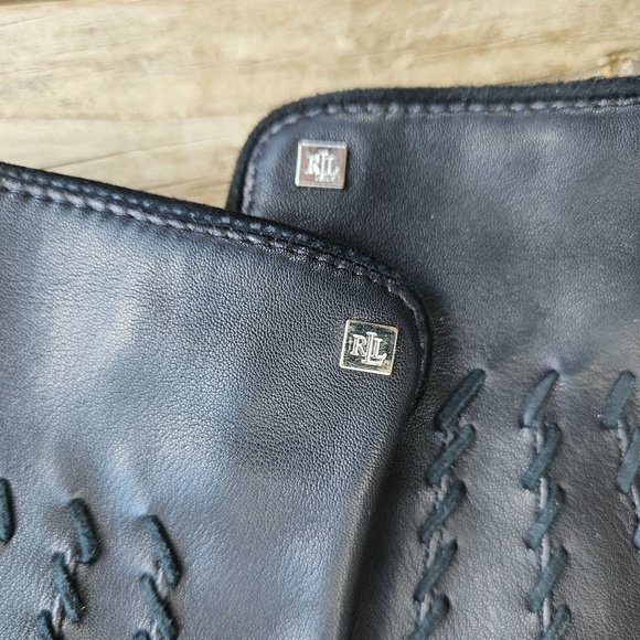 Lauren Ralph Lauren 100% Leather Black Whipstich Tech Touch Gloves Women's S/M - Picture 2 of 6